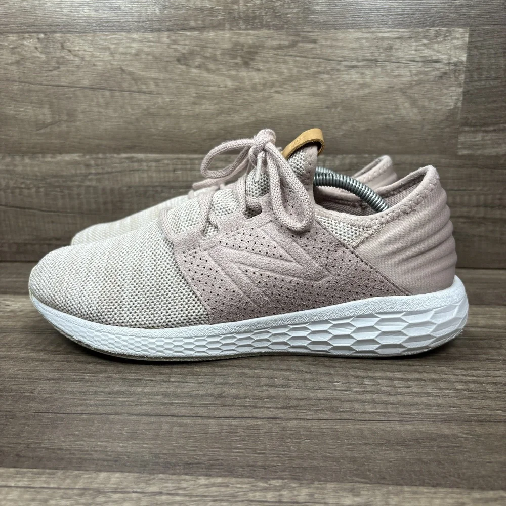 New Balance Fresh Foam Cruz v2 Pink Womens US Size 9 EUR 40.5 WCRUZKC2 Sneakers - Picture 3 of 9